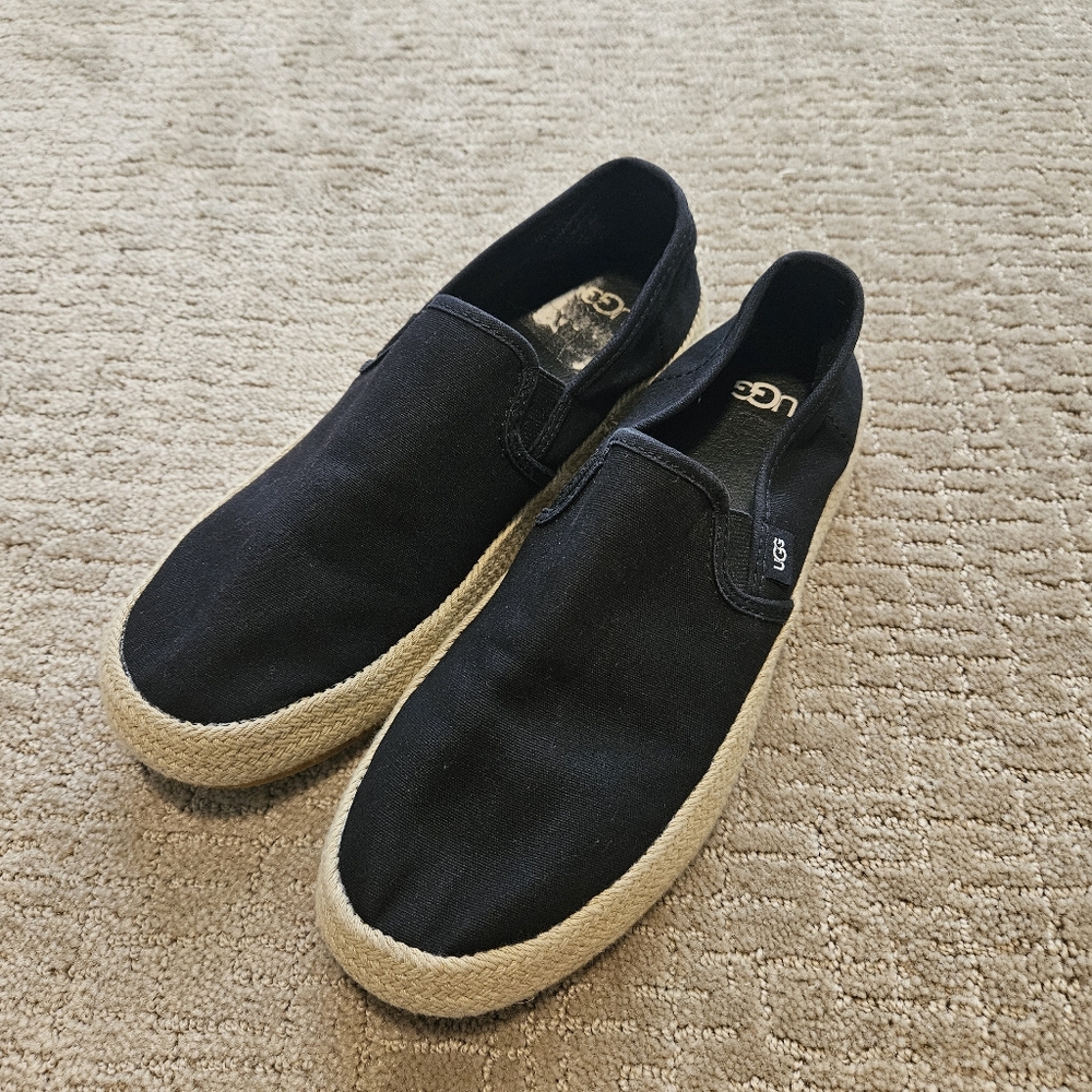 UGG Bren Sneaker Slip On Black Size 8.5